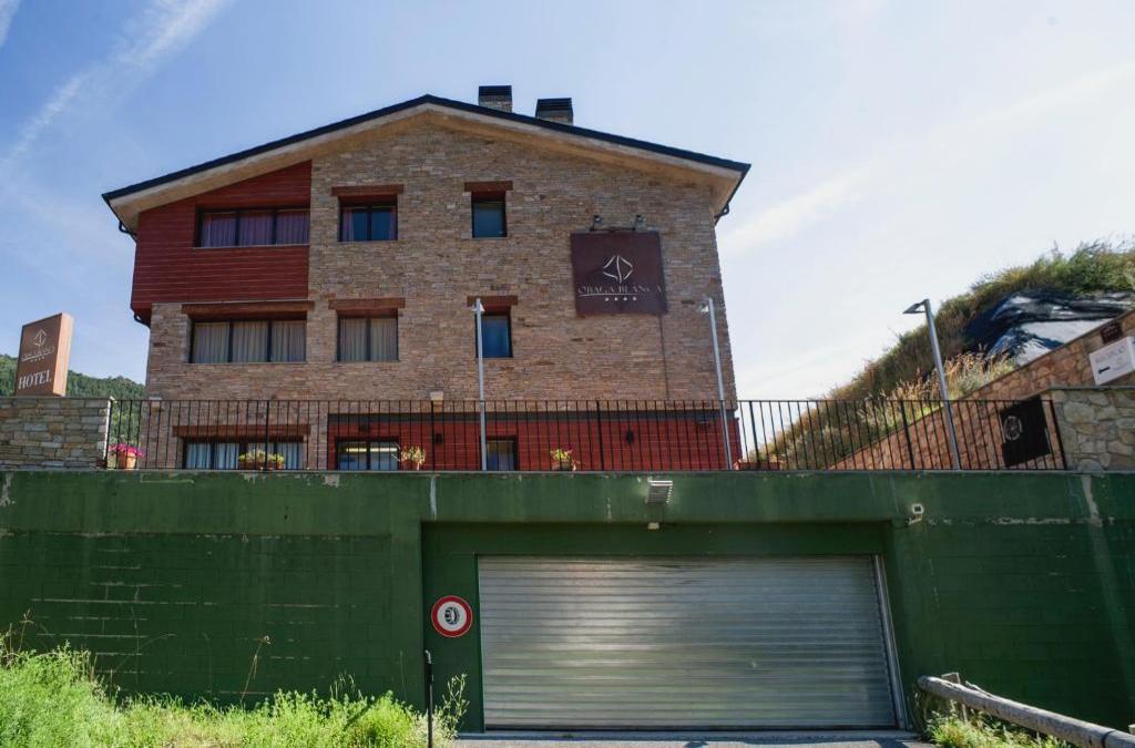 Hotel Obaga Blanca