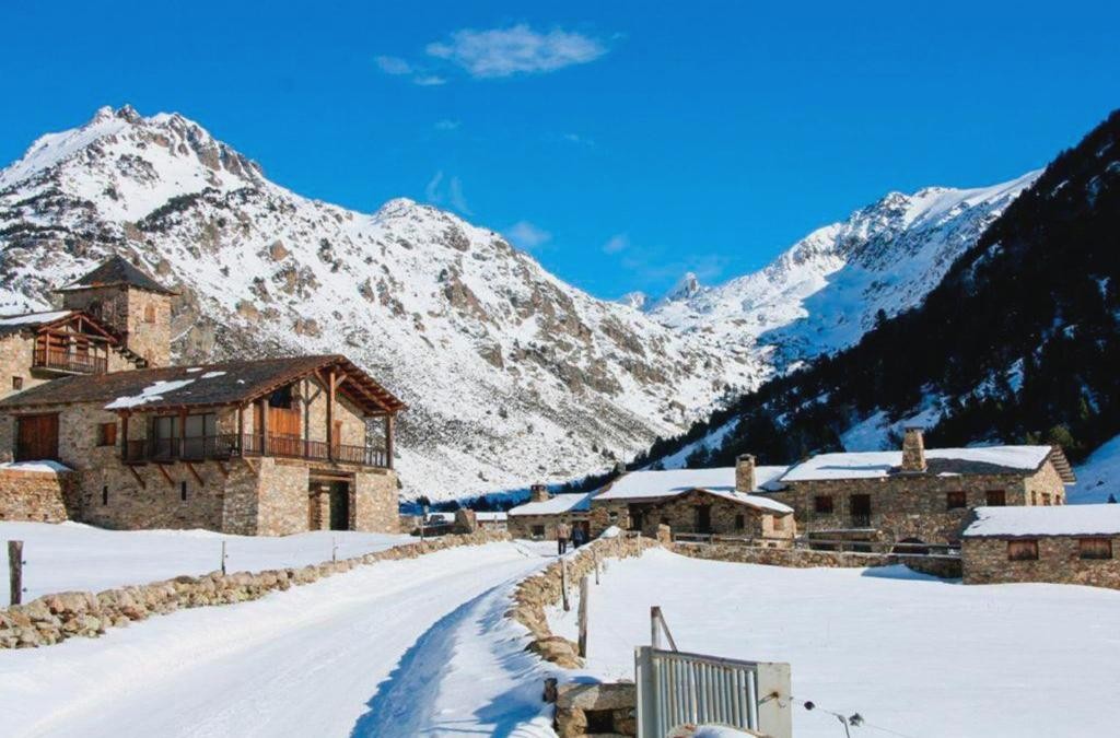Apartamentos Canillo 3000