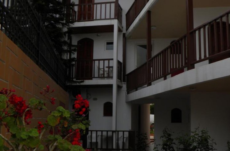 Hotel Prince of Lillies