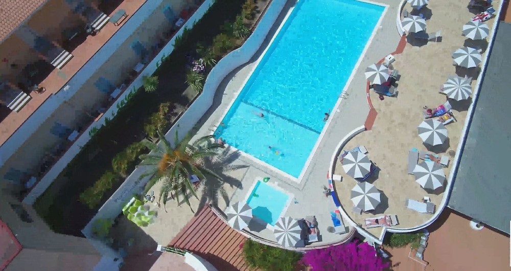 Hotel Pedraladda