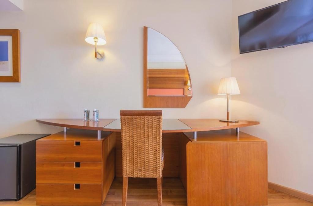 Hotel Portomagno 4*- Roquetas de Mar - Moon Dreams Portomagno