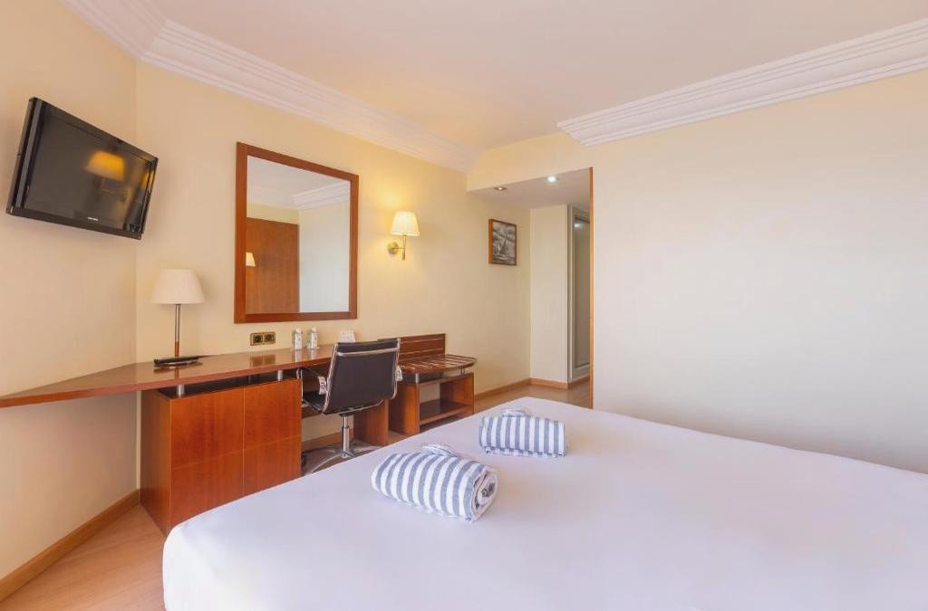 Hotel Portomagno 4*- Roquetas de Mar - Moon Dreams Portomagno