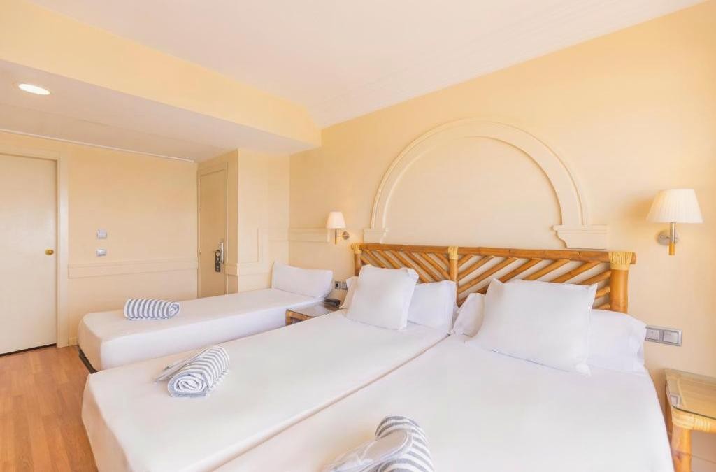 Hotel Portomagno 4*- Roquetas de Mar - Moon Dreams Portomagno