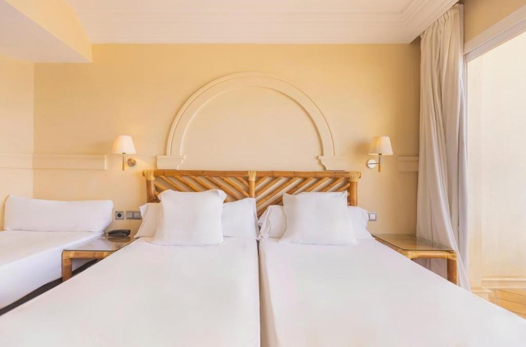 Hotel Portomagno 4*- Roquetas de Mar - Moon Dreams Portomagno