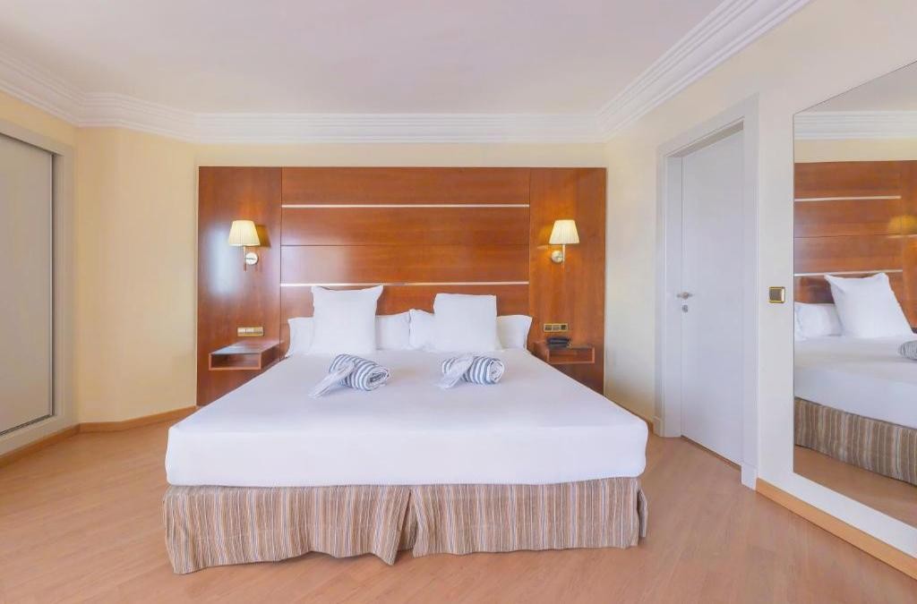 Hotel Portomagno 4*- Roquetas de Mar - Moon Dreams Portomagno