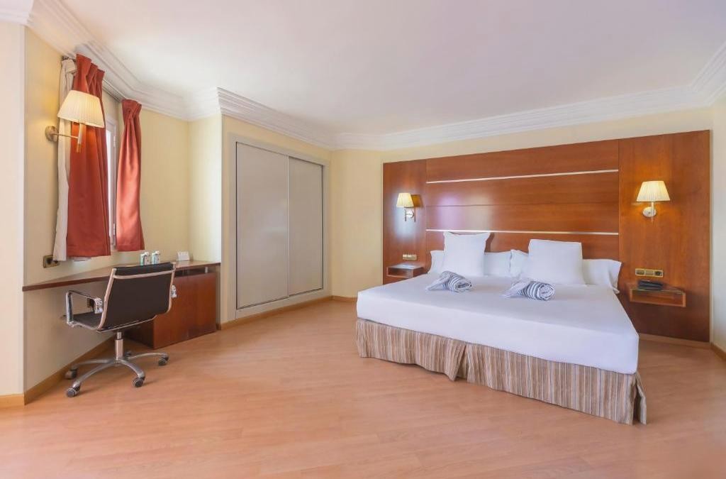 Hotel Portomagno 4*- Roquetas de Mar - Moon Dreams Portomagno