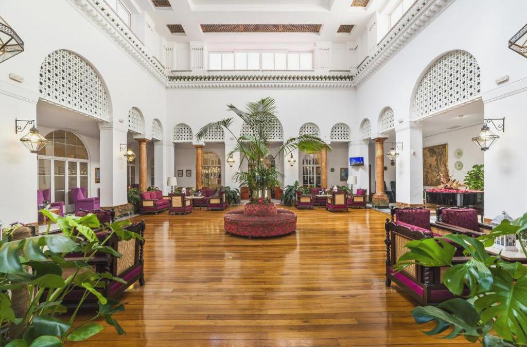 Hotel Globales Reina Cristina 4* - Tarifa Cádiz
