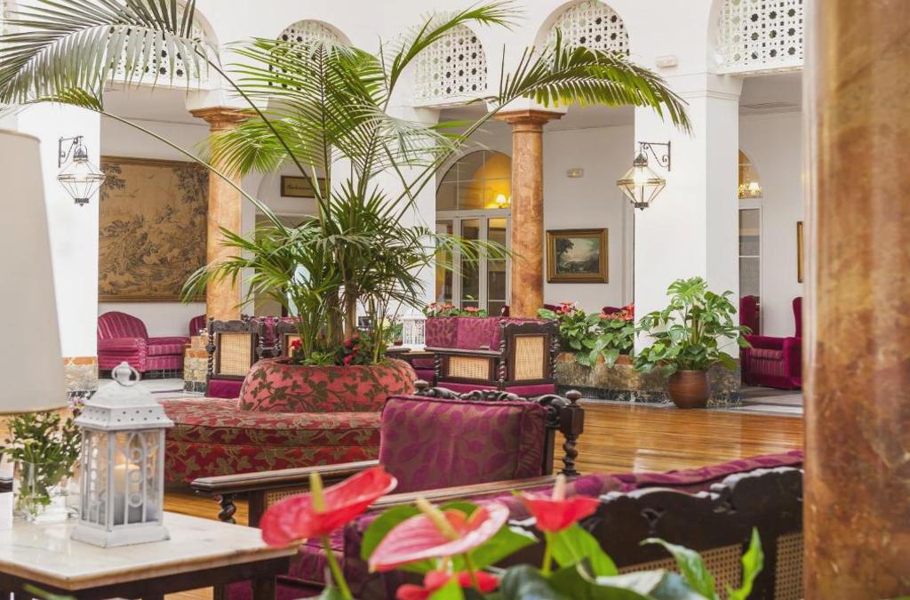 Hotel Globales Reina Cristina 4* - Tarifa Cádiz