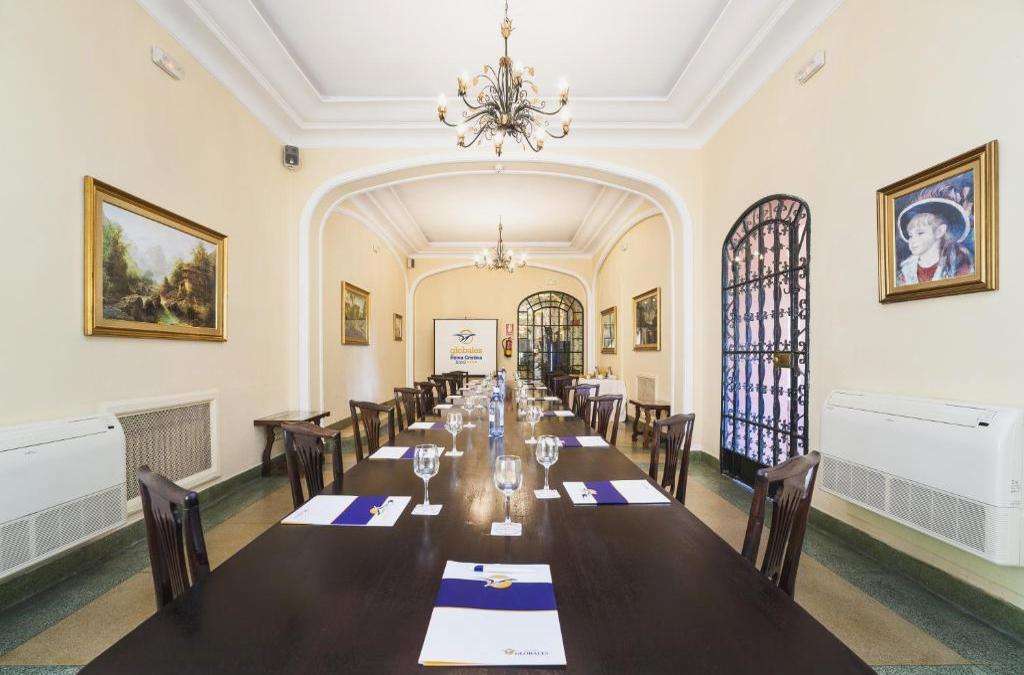 Hotel Globales Reina Cristina 4* - Tarifa Cádiz - Globales Reina Cristina