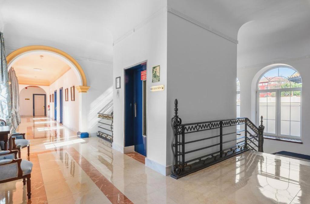 Hotel Globales Reina Cristina 4* - Tarifa Cádiz - Globales Reina Cristina