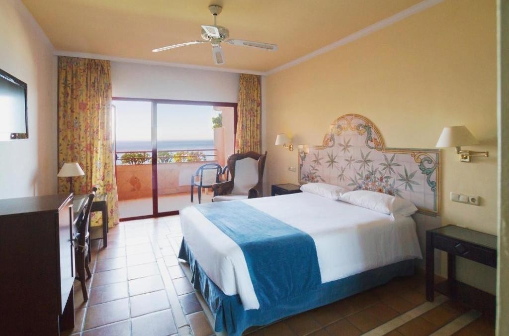 Ibersol Almuñecar Beach & Spa Hotel