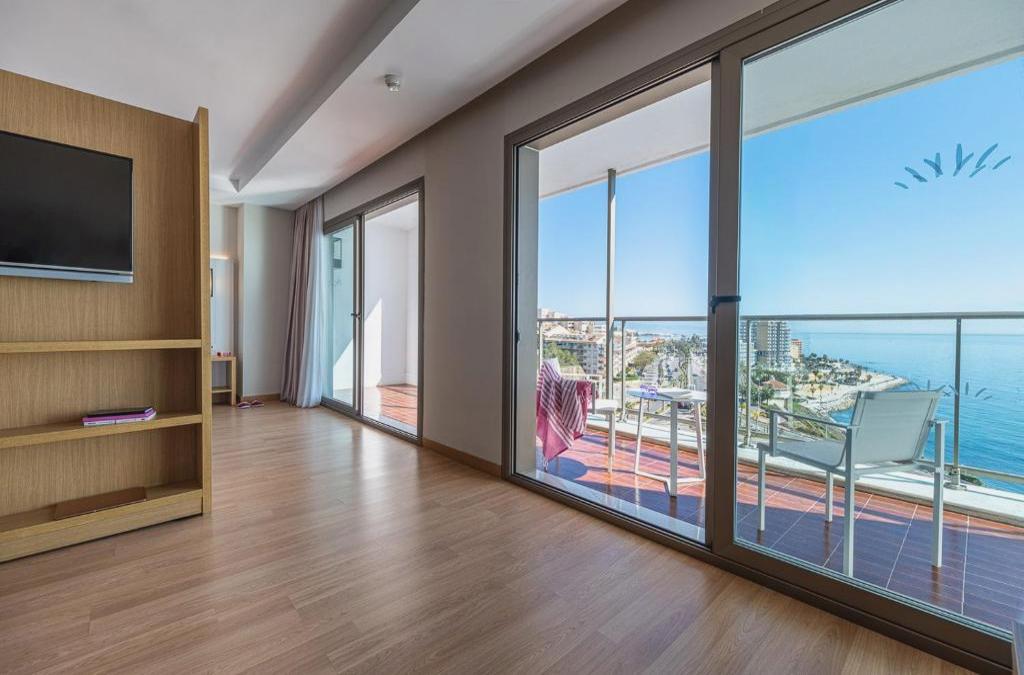 Benalmádena: stay at a 4-star hotel