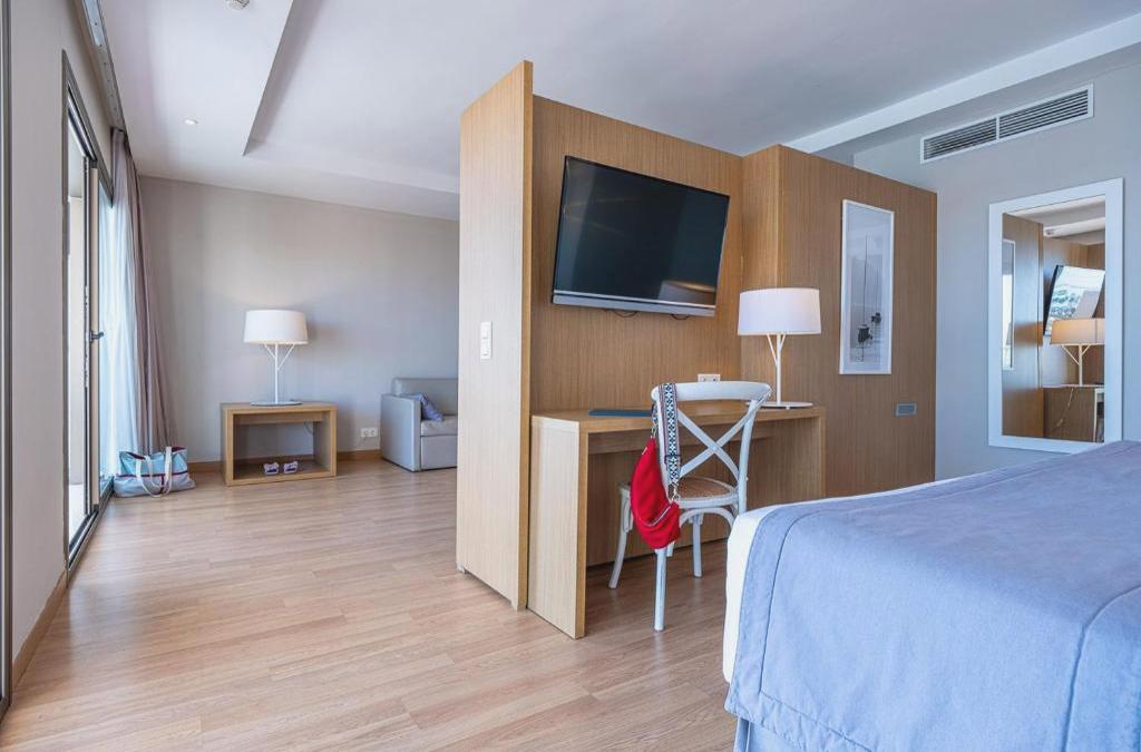 Benalmádena: stay at a 4-star hotel