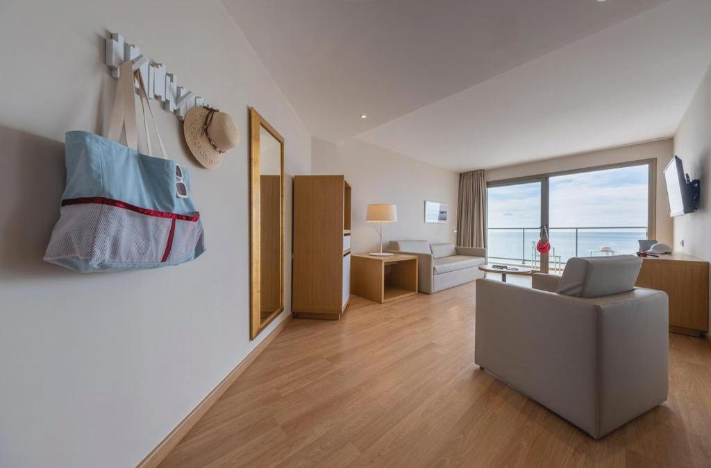 Benalmádena: stay at a 4-star hotel - Estival Torrequebrada