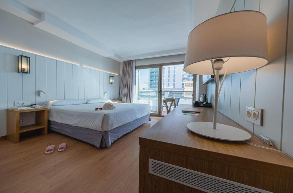Benalmádena: stay at a 4-star hotel - Estival Torrequebrada