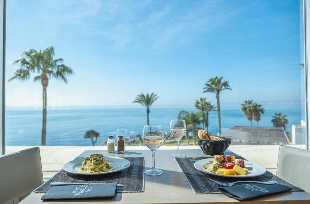 Benalmádena: stay at a 4-star hotel - Estival Torrequebrada