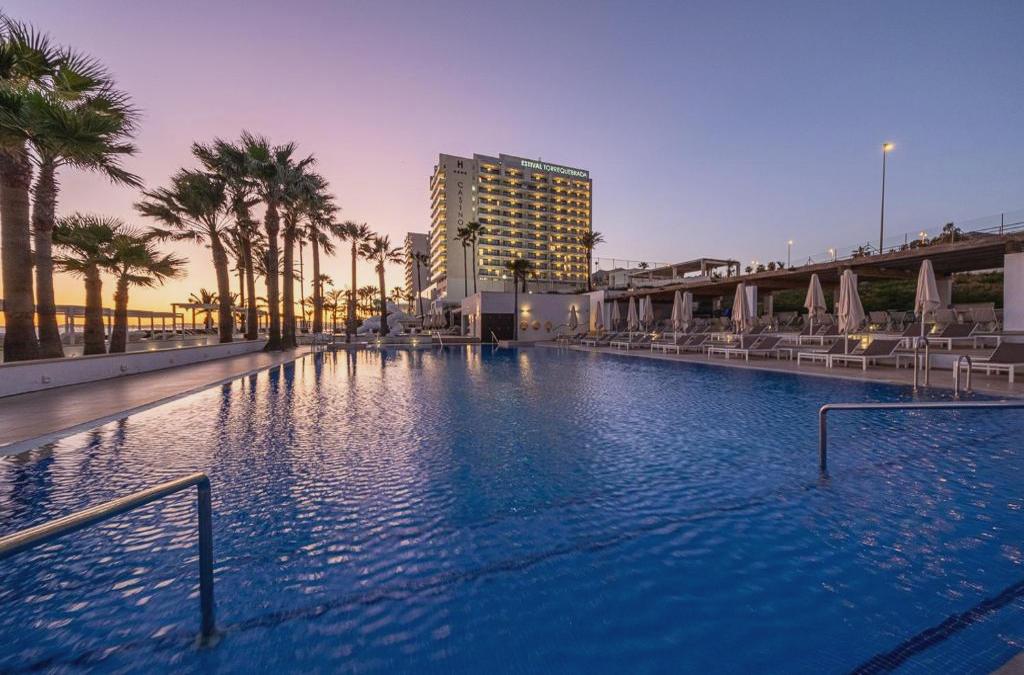 Benalmádena: stay at a 4-star hotel - Estival Torrequebrada