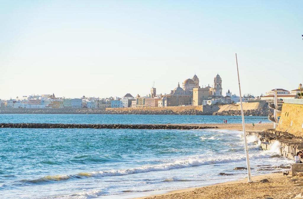 Cádiz: Aufwachen mit Meeresbrise im 4-Sterne-Hotel