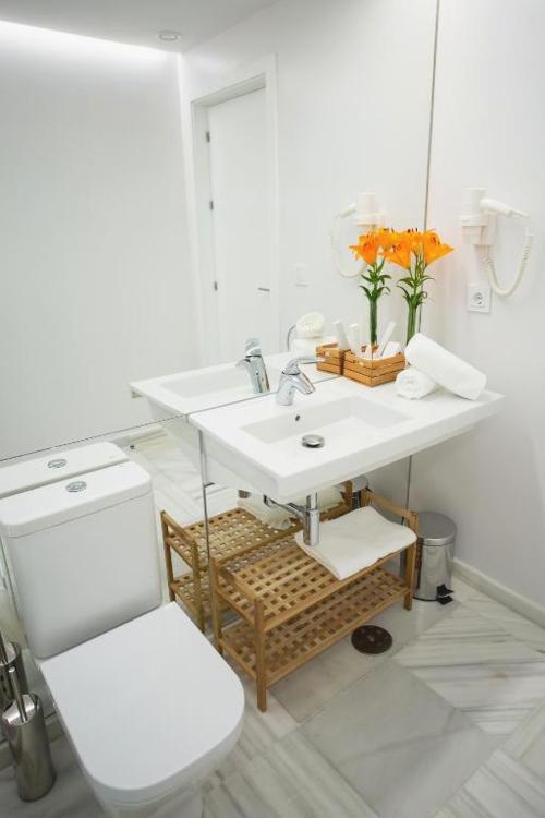 Apartamentos Plazuela del Carbón Suites - Cadiz South of Spain