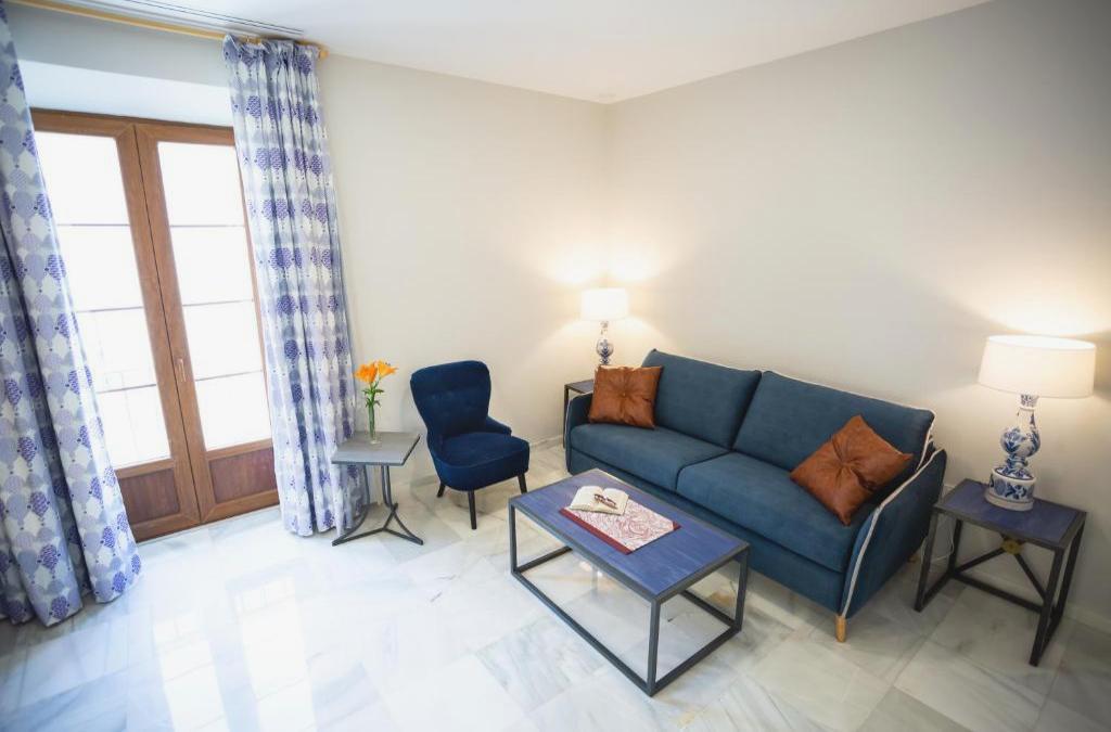 Apartamentos Plazuela del Carbón Suites - Cadiz South of Spain - Plazuela Del Carbon Suites