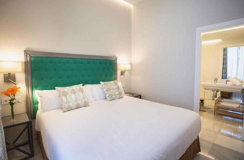 Apartamentos Plazuela del Carbón Suites - Cadiz South of Spain