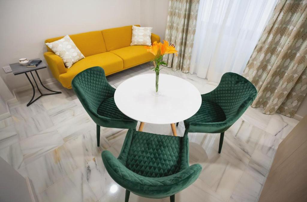 Apartamentos Plazuela del Carbón Suites - Cadiz South of Spain