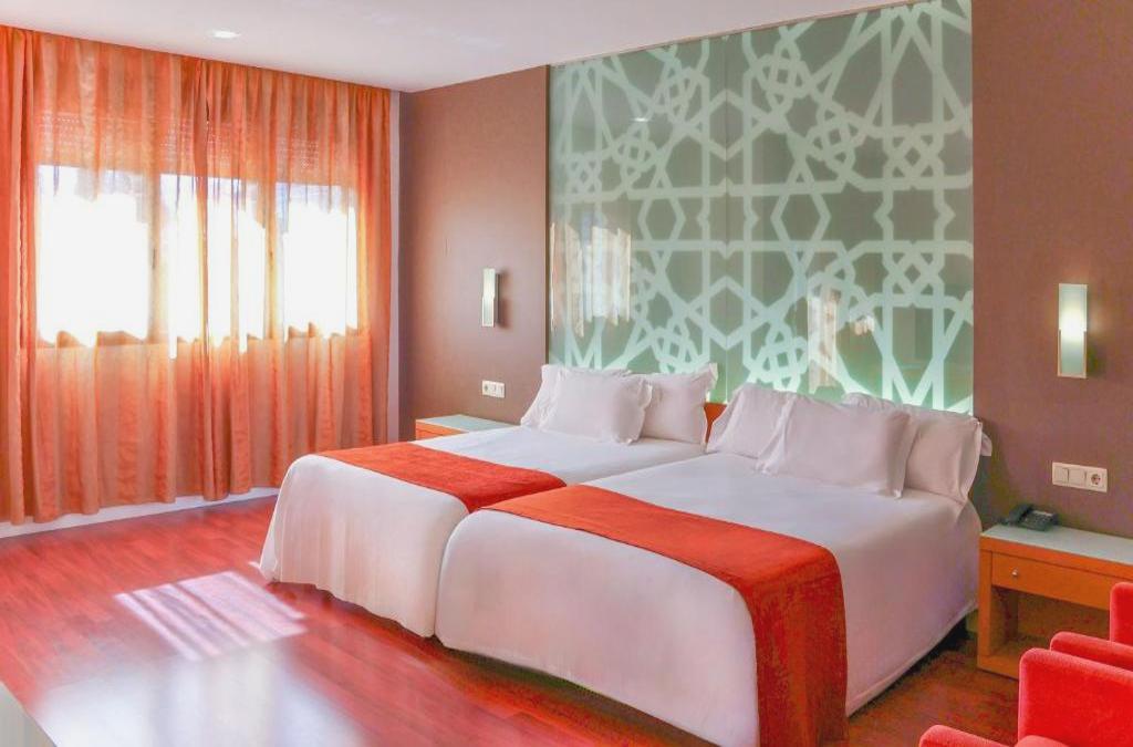 Relaxe com estilo perto de Granada: spa, jardins e cultura