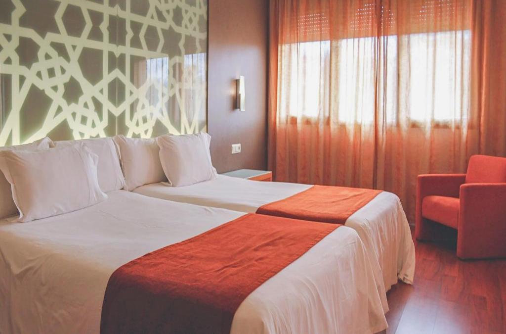 Relaxe com estilo perto de Granada: spa, jardins e cultura