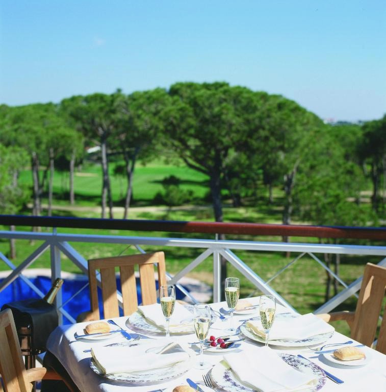 Hotel Nuevo Portil Golf