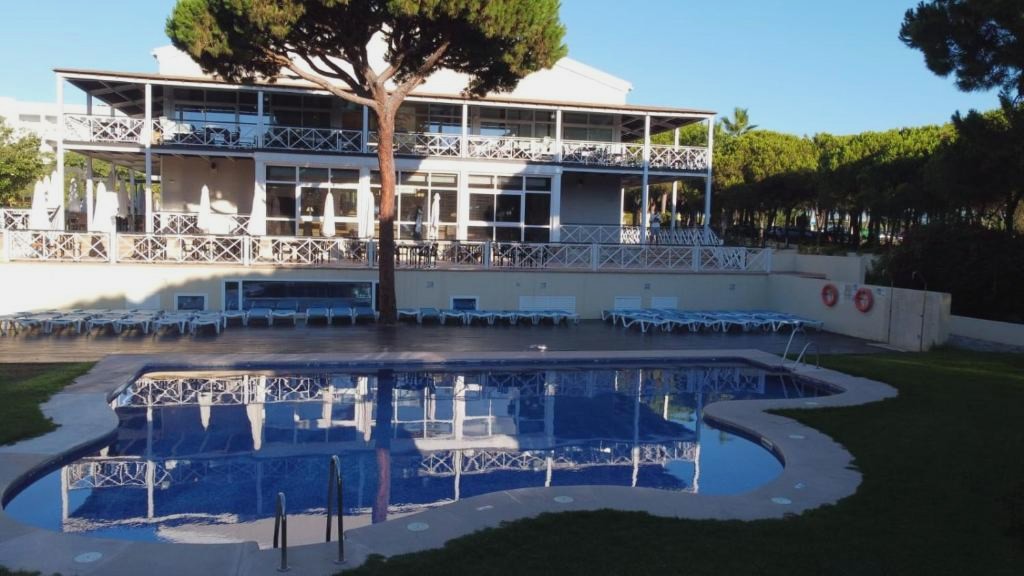 Hotel Nuevo Portil Golf