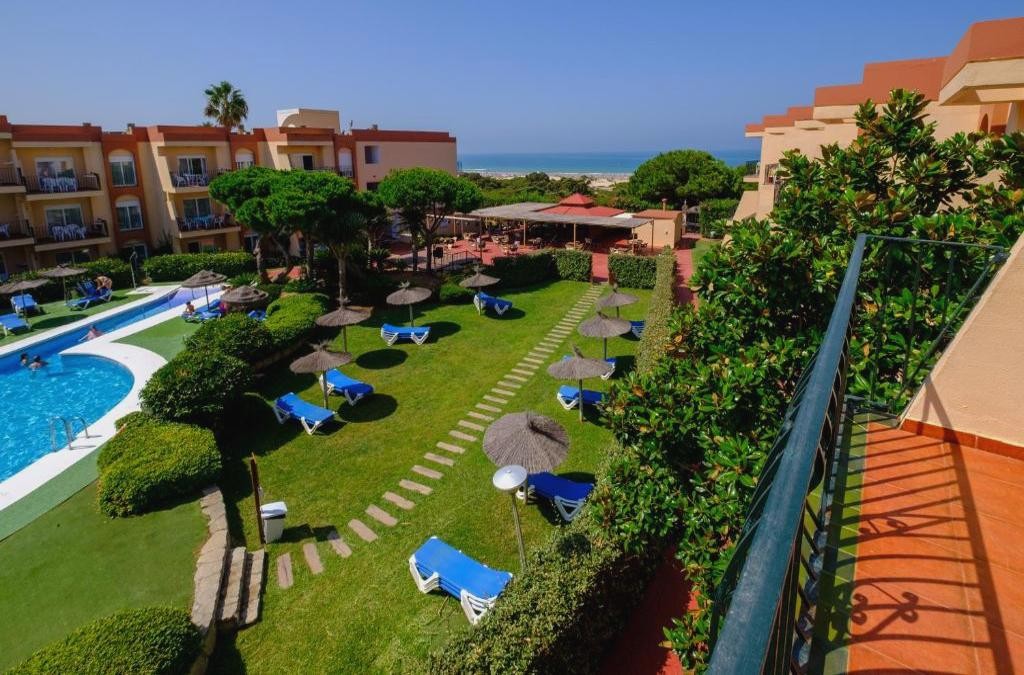 Strandtage und Familienerlebnisse in Sancti Petri - Aparthotel Las Dunas