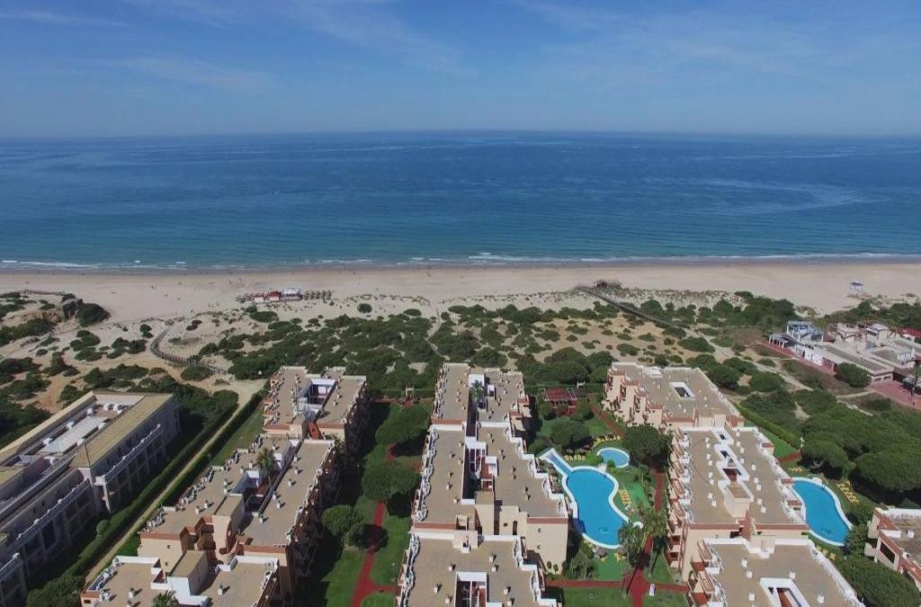 Strandtage und Familienerlebnisse in Sancti Petri - Aparthotel Las Dunas