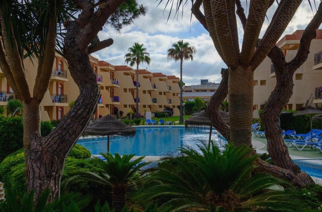 Strandtage und Familienerlebnisse in Sancti Petri - Aparthotel Las Dunas