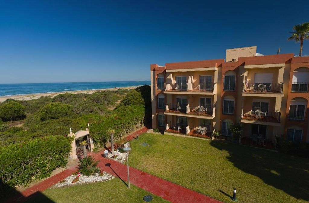 Strandtage und Familienerlebnisse in Sancti Petri - Aparthotel Las Dunas