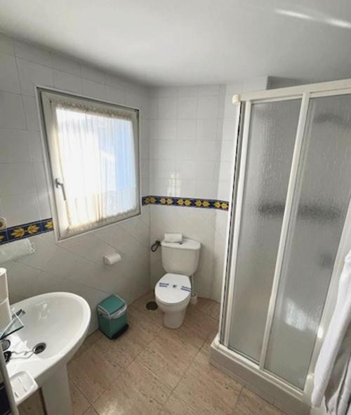 Budget-friendly sun in Estepona - Hotel Piedra Paloma