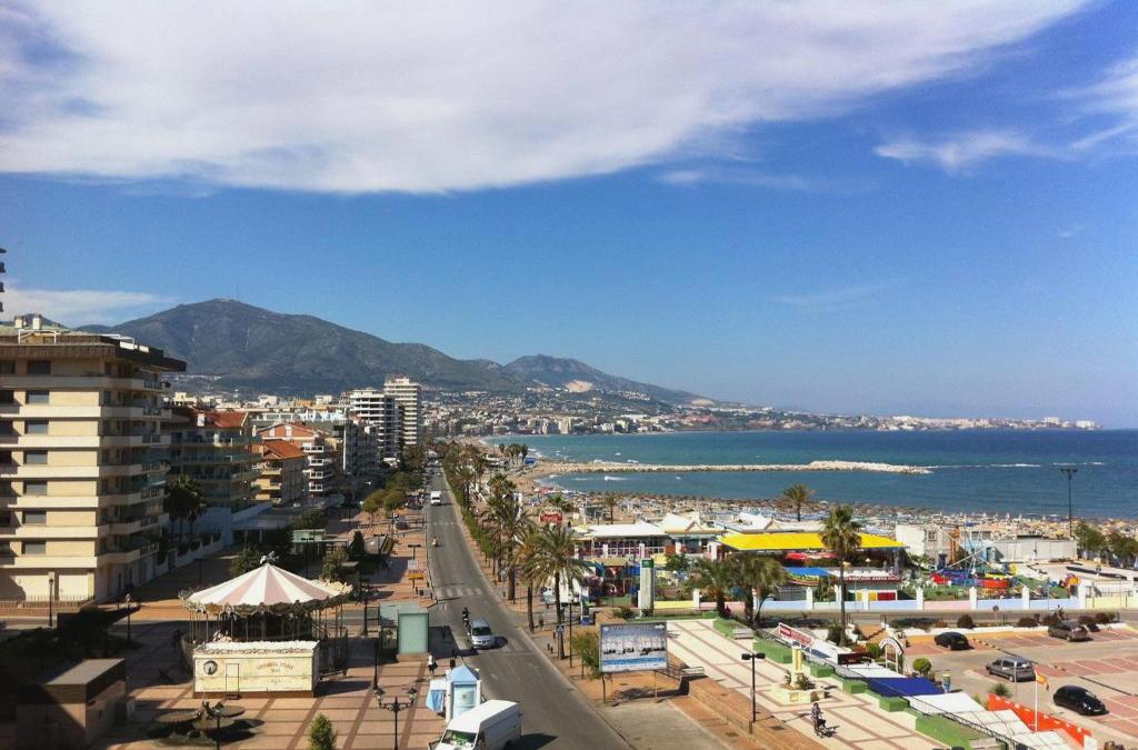 Seaside stay in Fuengirola - Hotel Apartamentos Pyr Fuengirola