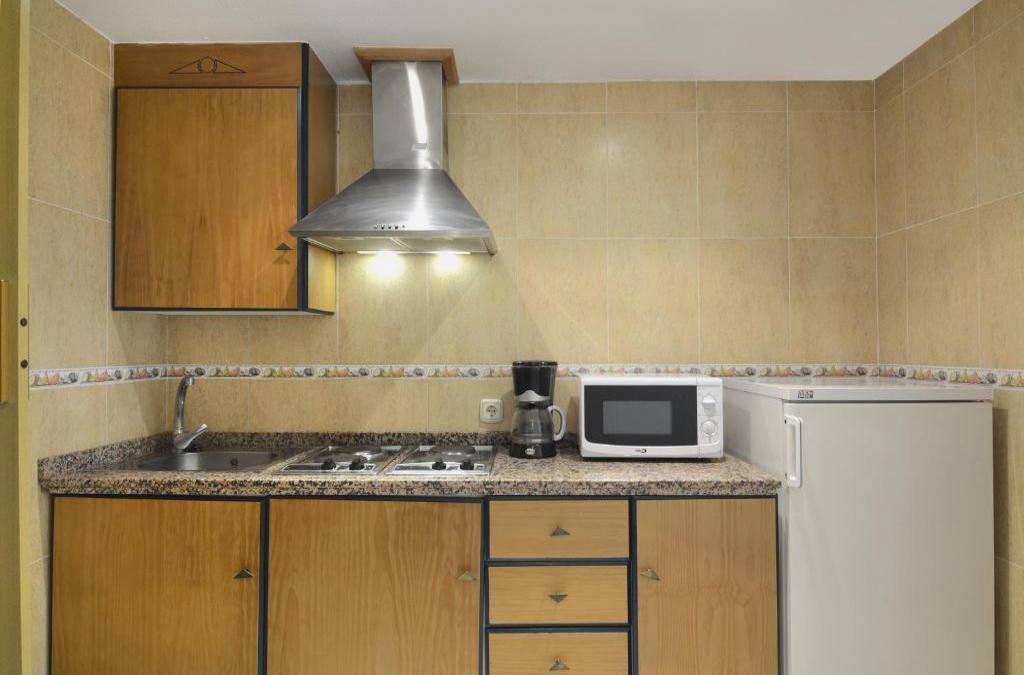Seaside stay in Fuengirola - Hotel Apartamentos Pyr Fuengirola