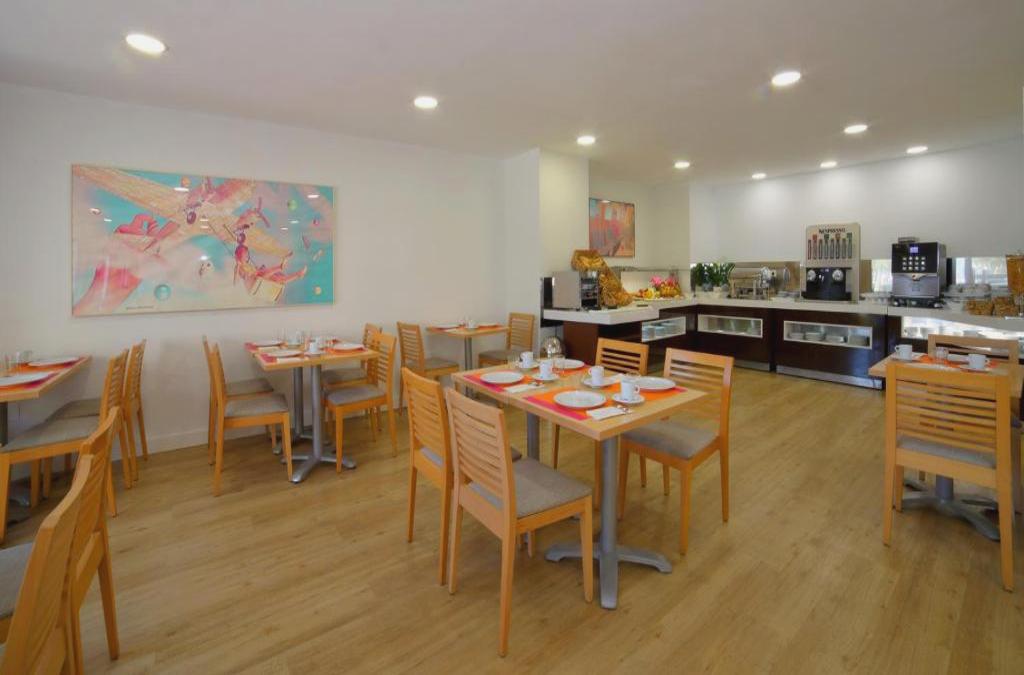 Seaside stay in Fuengirola - Hotel Apartamentos Pyr Fuengirola
