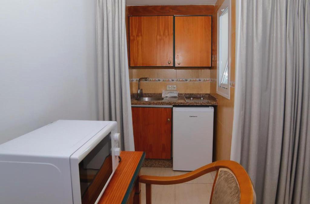 Seaside stay in Fuengirola - Hotel Apartamentos Pyr Fuengirola