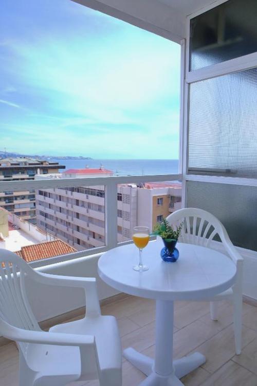 Seaside stay in Fuengirola - Hotel Apartamentos Pyr Fuengirola