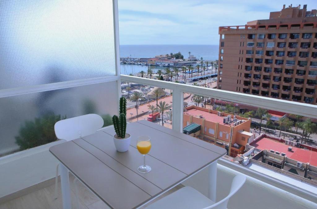 Seaside stay in Fuengirola - Hotel Apartamentos Pyr Fuengirola