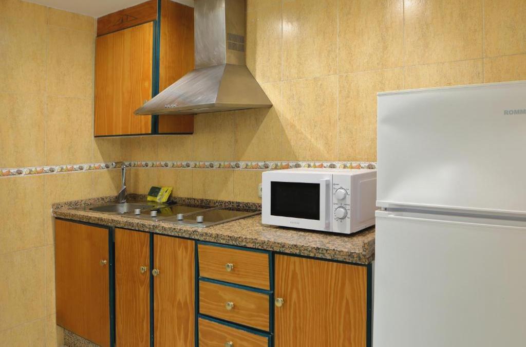 Seaside stay in Fuengirola - Hotel Apartamentos Pyr Fuengirola