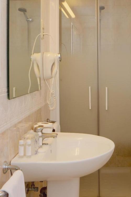Seaside stay in Fuengirola - Hotel Apartamentos Pyr Fuengirola