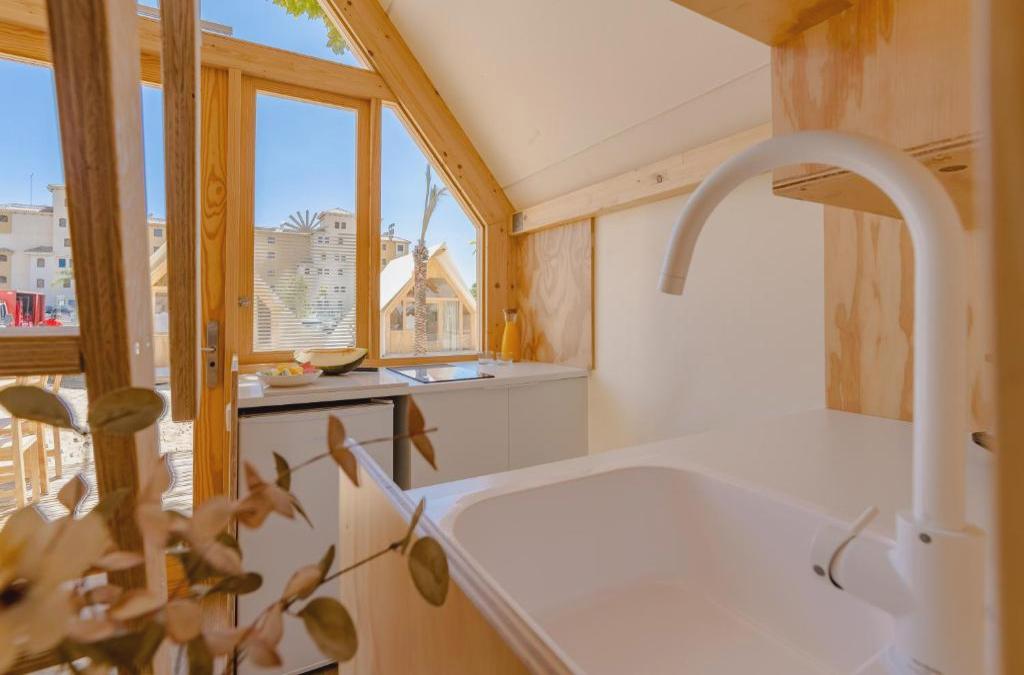 Camping Costa del Sol Glamping Village - Fuengirola - Costa Del Sol Glamping Village