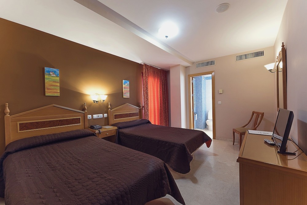 Hotel NS Albolut