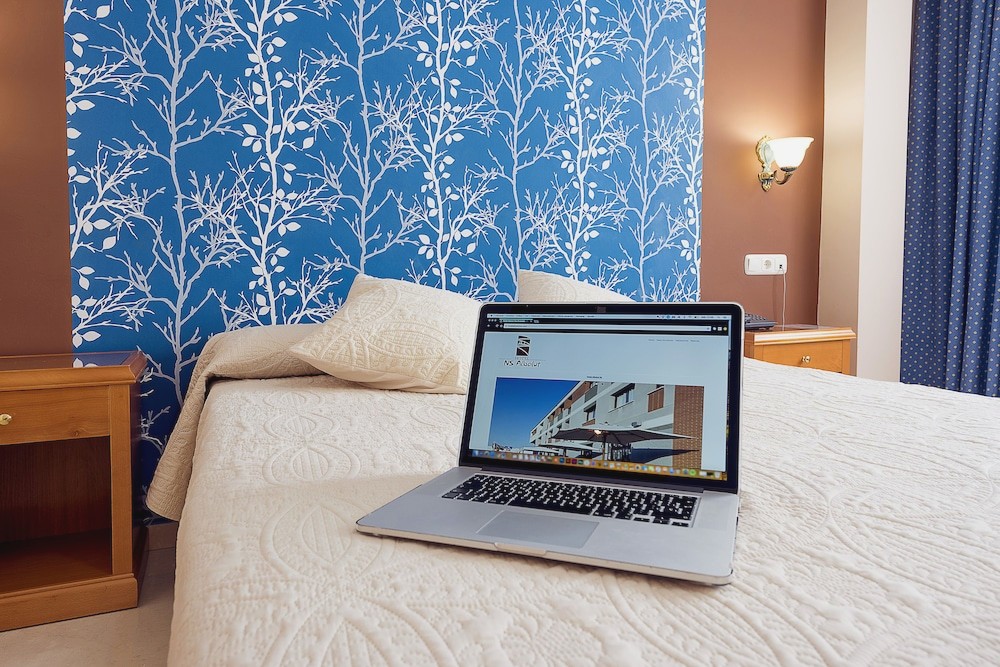 Hotel NS Albolut