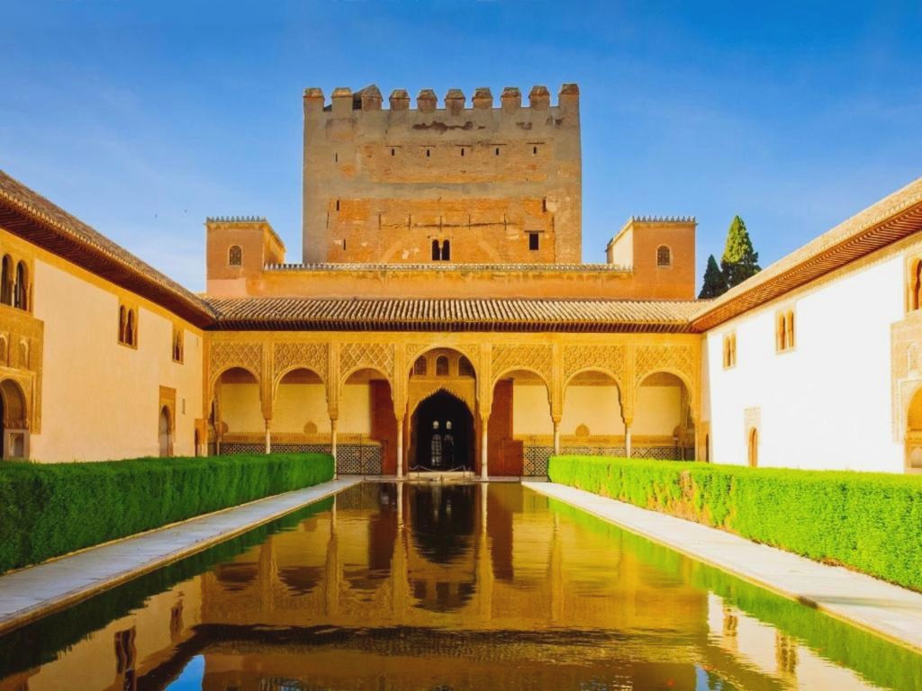 Granada, mais perto de ti!