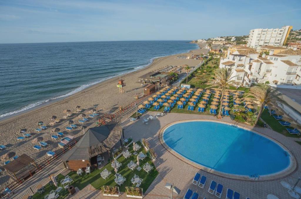 La Cala de Mijas: your perfect beach break on the sunny Costa del Sol