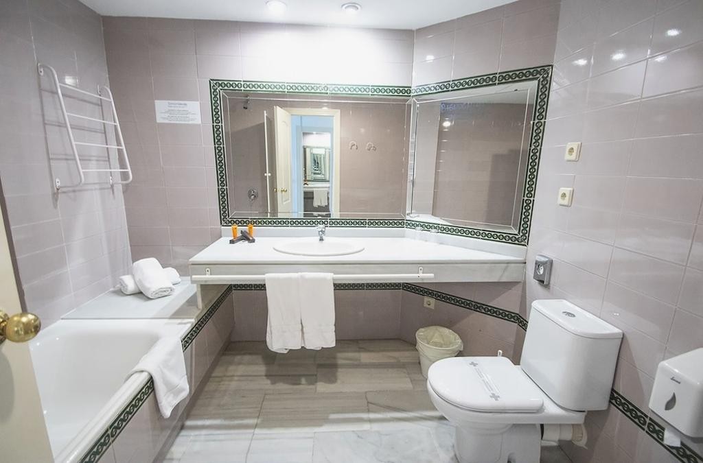 Sevilha: cruzeiro no Guadalquivir e spa - Simón Verde Hotel Apartamentos