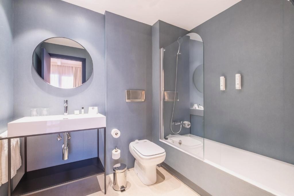 Discover the wonders of Malaga with this beachfront hotel - Soho Boutique Hotel Las Vegas